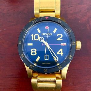 Nixon Watch